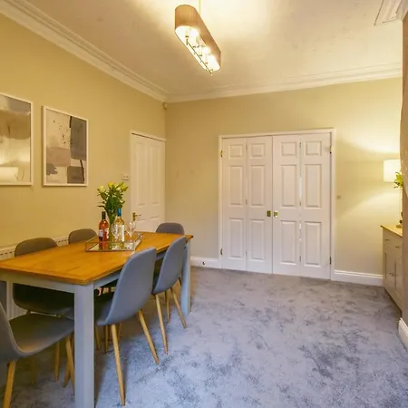 Holly House 3 Bedroom House 度假居 约克