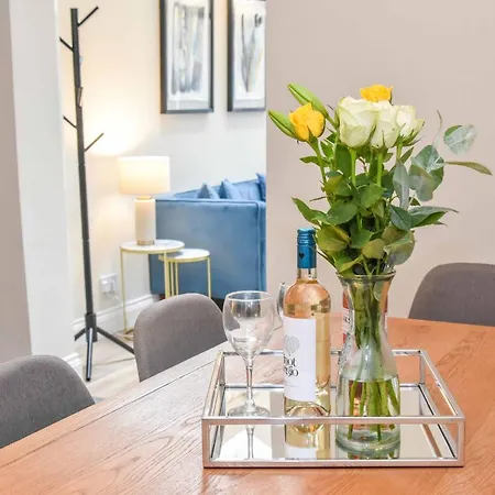 Holly House 3 Bedroom House Сasa de vacaciones York
